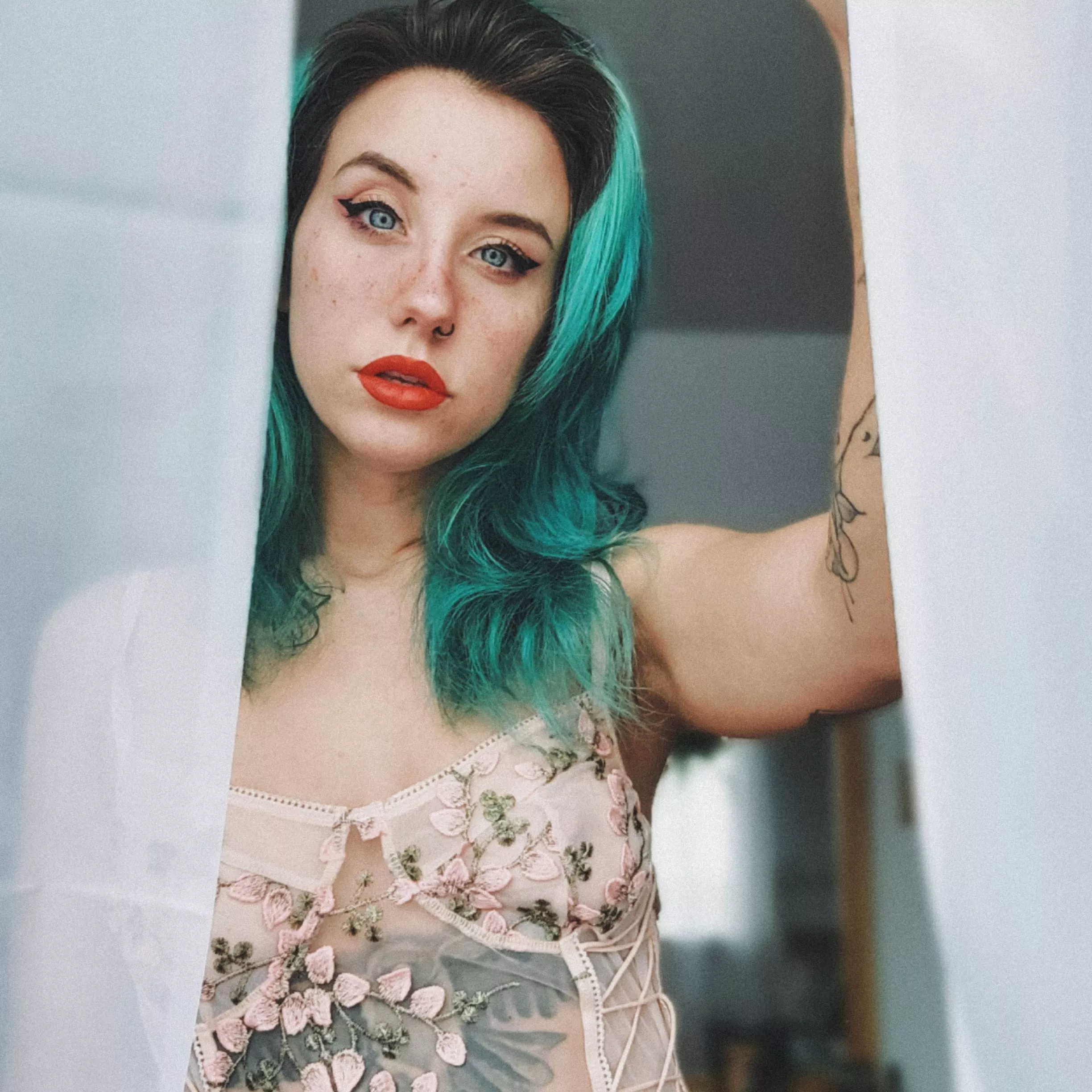 I want to be spoil tonight 💗 [oc]