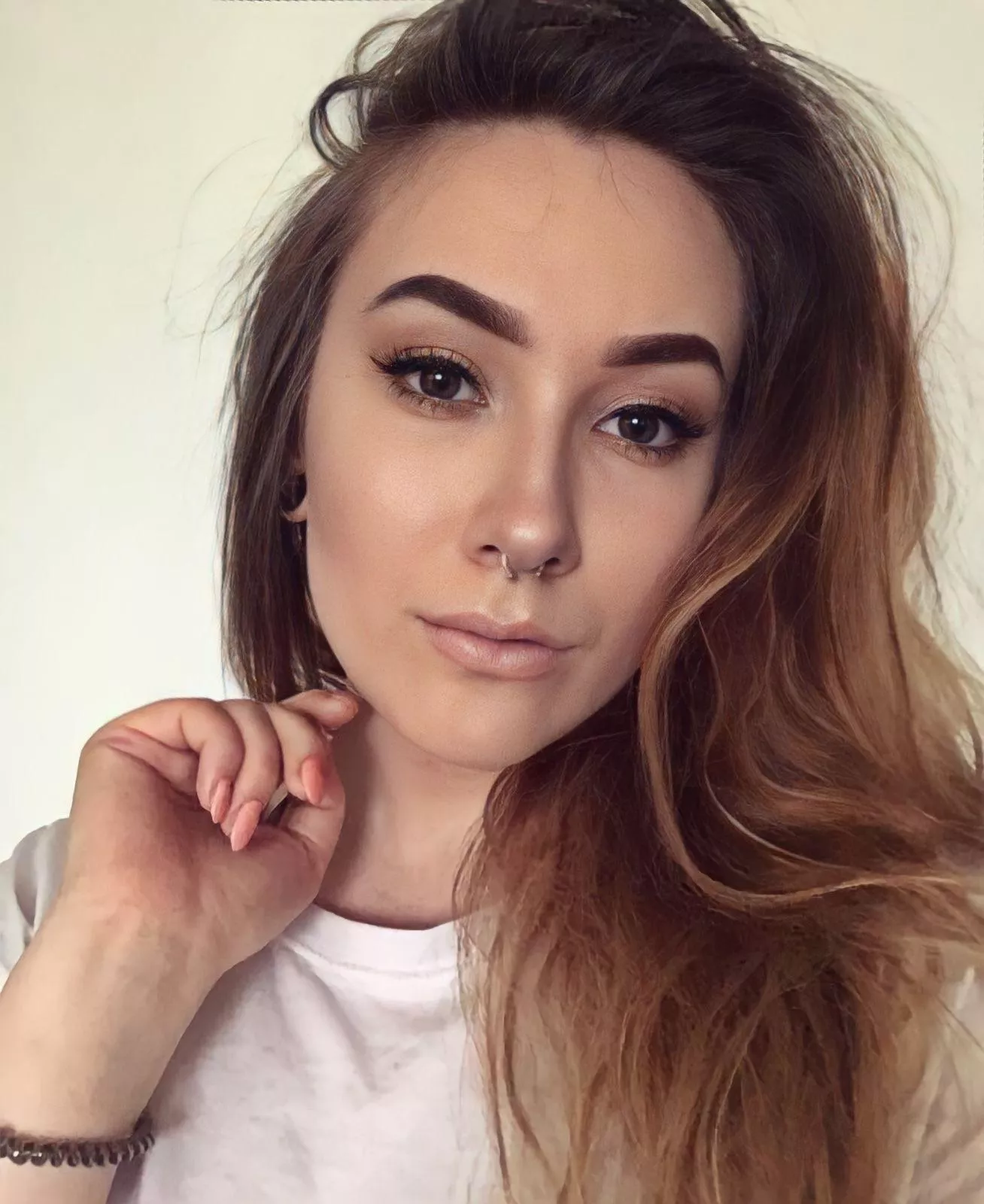 I want to make a groupchat where we trib my old coworker. No nudes and mainly facepics. Dm with a trib if interested I want to make a groupchat where we trib my old coworker. No nudes and mainly facepics. Dm with a trib if interested