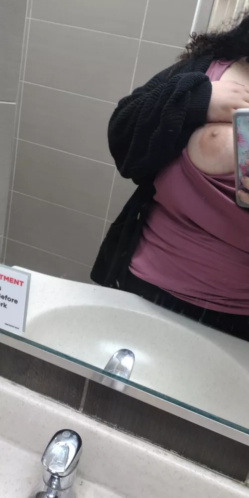 I was hoping no one came in👀👀 who's up now