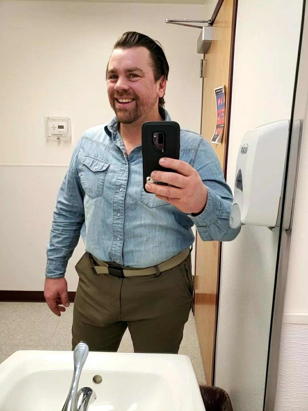 I wish the Office Admin would just let me eat her ass already....