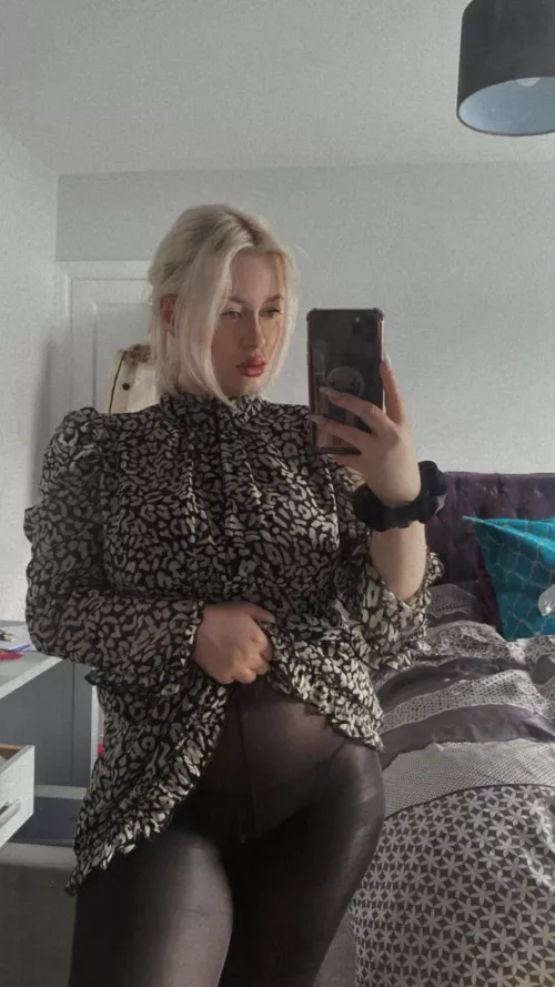 I wore these alll day to work & I know you want them