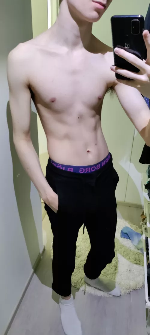 I would be a perfect boyfriend for you😇😜