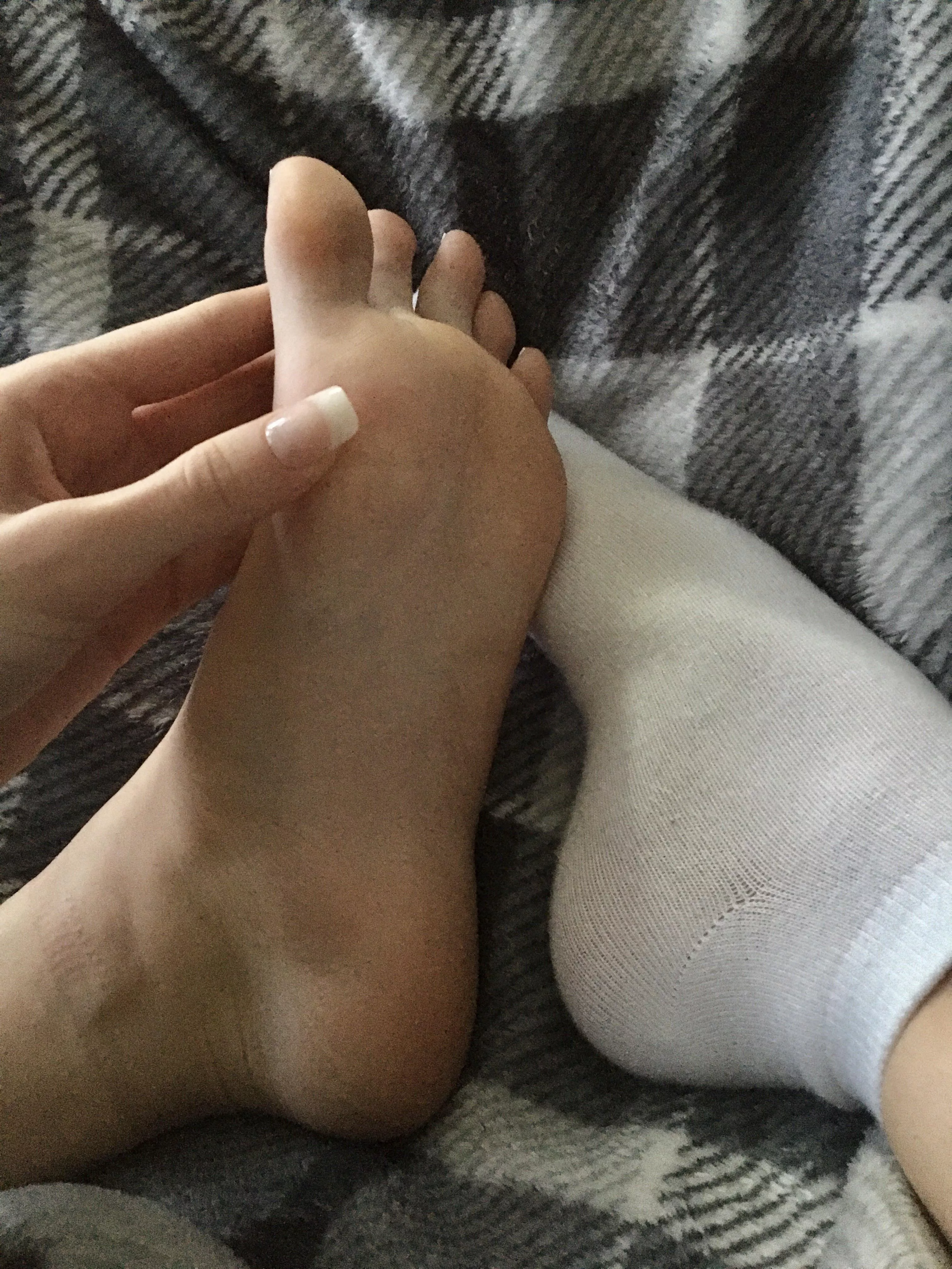 I’d love a foot rub 💕
