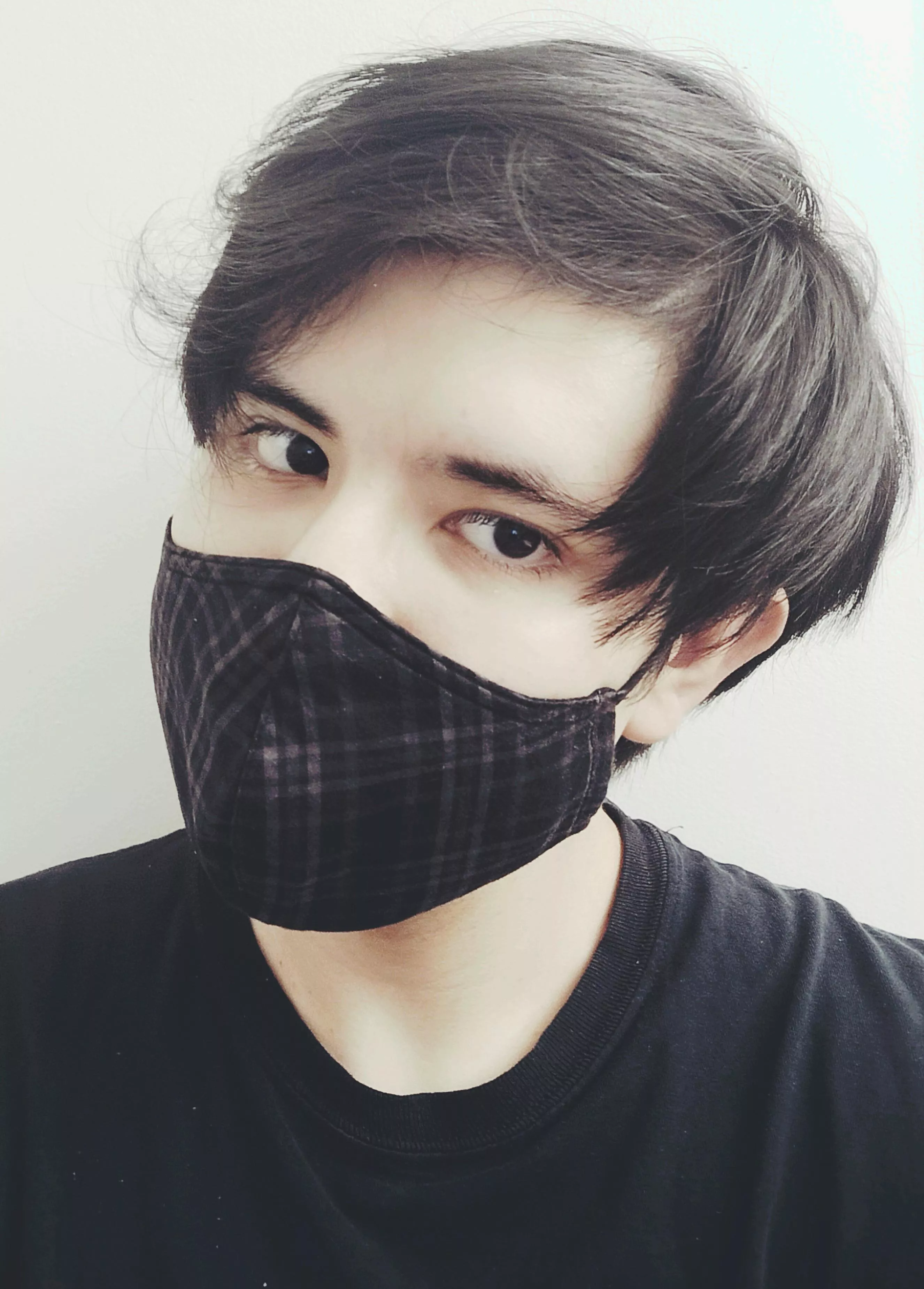 idk if this is r/femboy worthy but here goes 👉👈 wdyt? qt pretty boy/kpop boy?