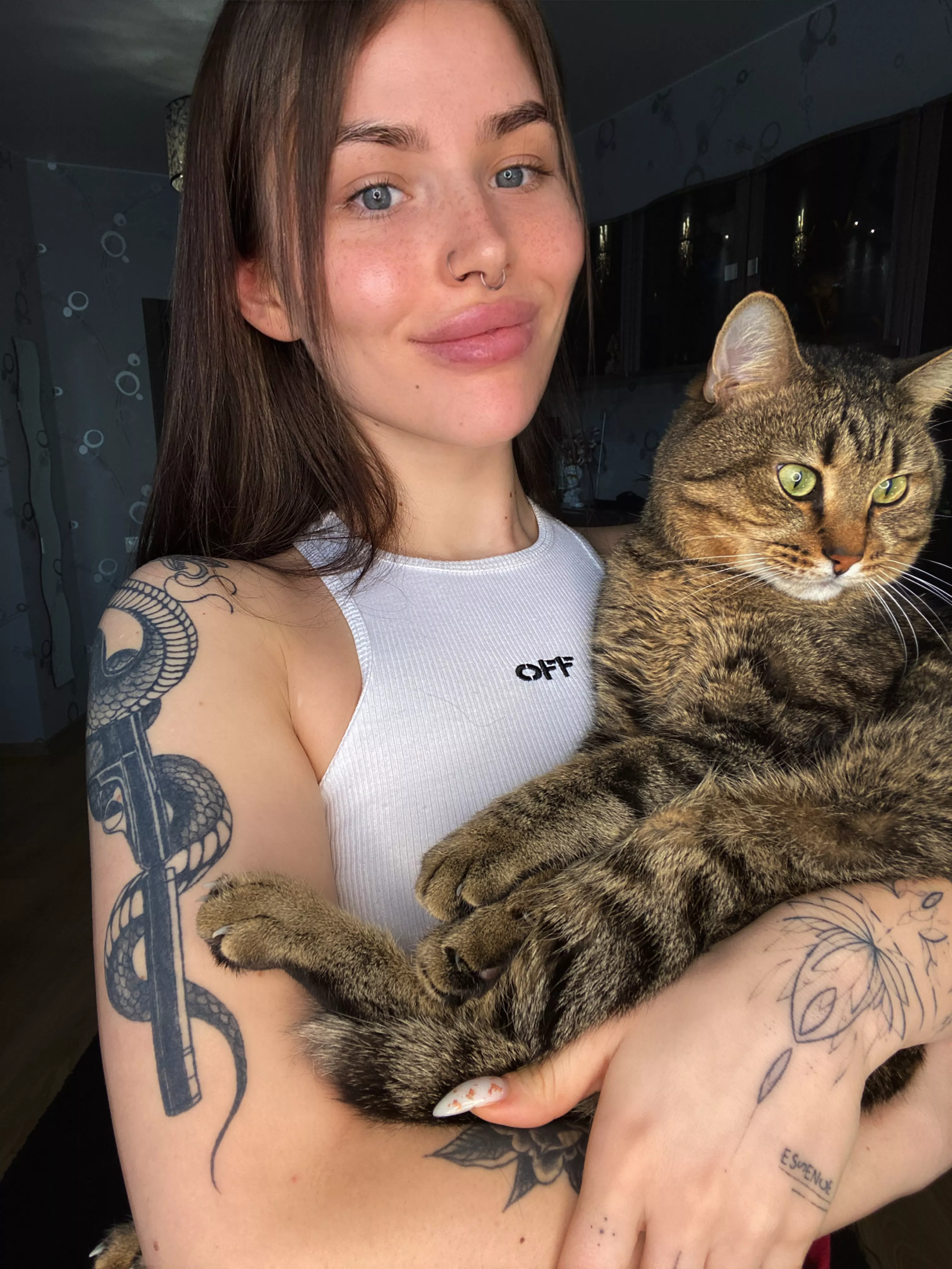 If even 5 guys like this, I'll celebrate and fuck myself 🙈