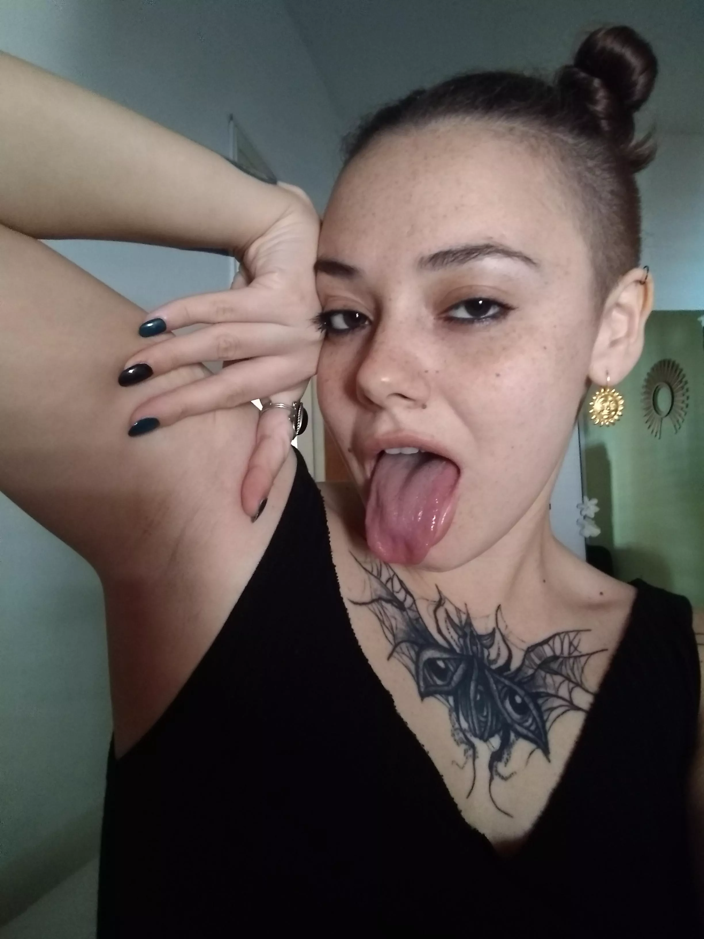 if it came I would suck them. But you little naughty you want it more right? 😚🖤