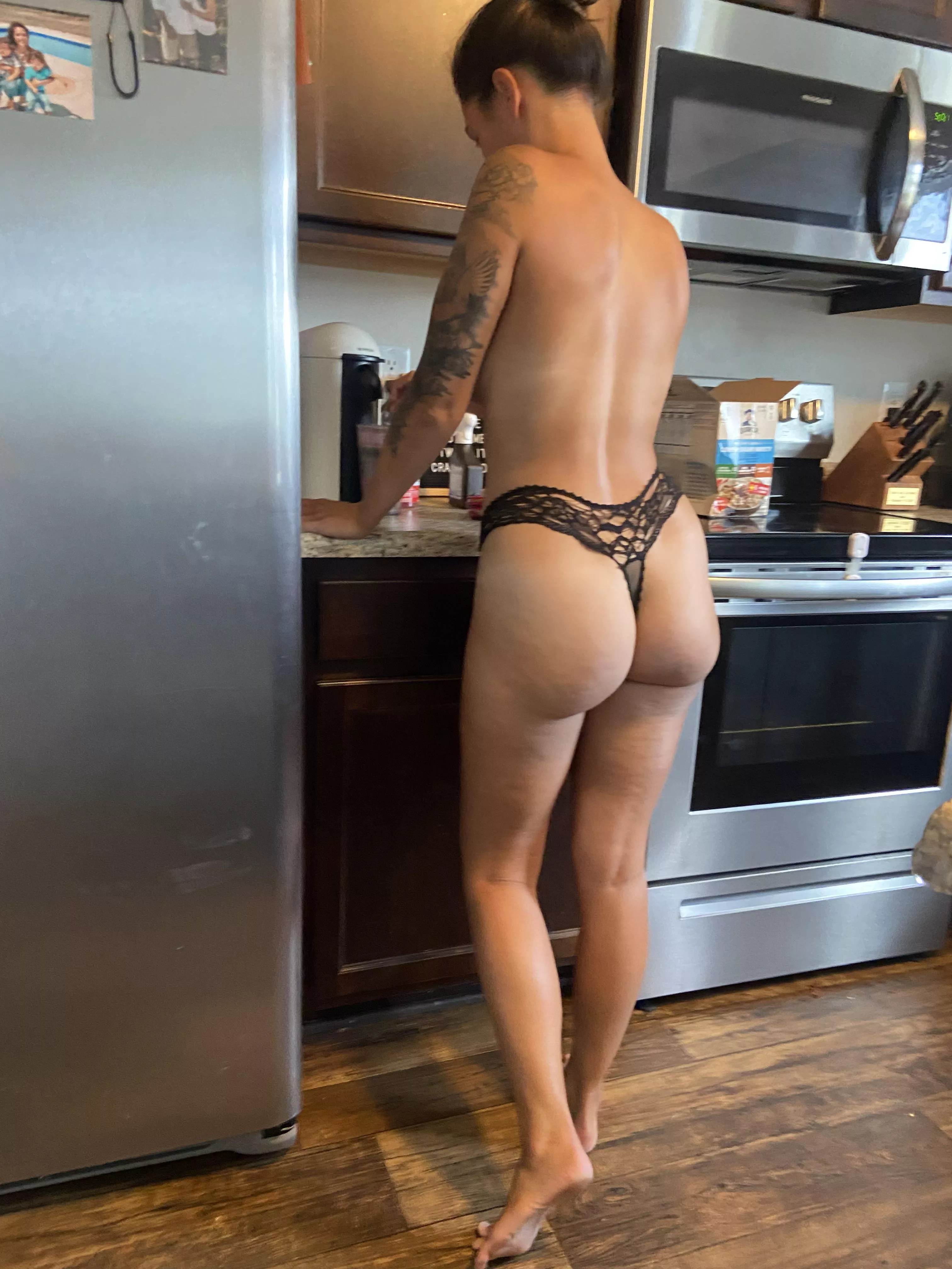 If she has a fat ass and you want to trade pics Kik jayjuliet26, telegram jayjuliet, I like casually naked and undressing videos if you have them