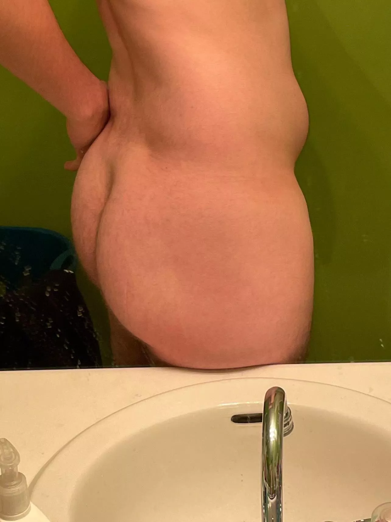 If u wanna hit all u have to do is ask, or don’t😏