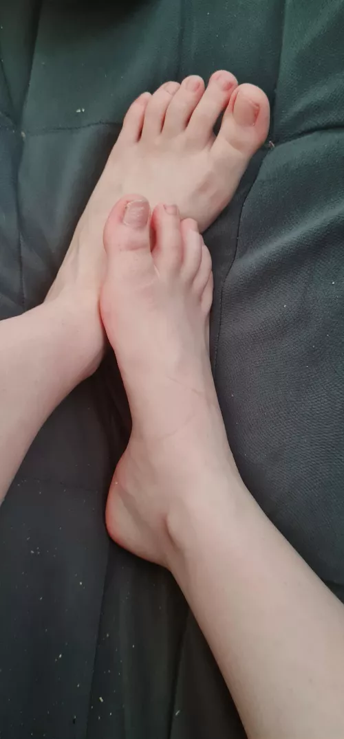 If you can guess what color I'm painting my nails now, you'll get a pic once I'm done