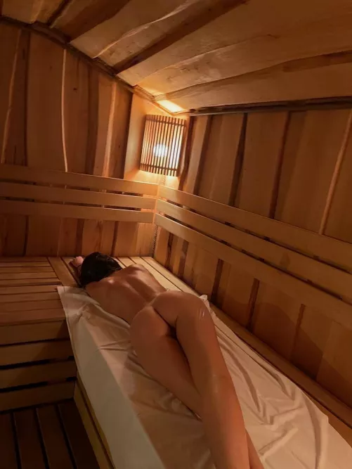 If you play your cards right I’ll make my ass clap on your dick