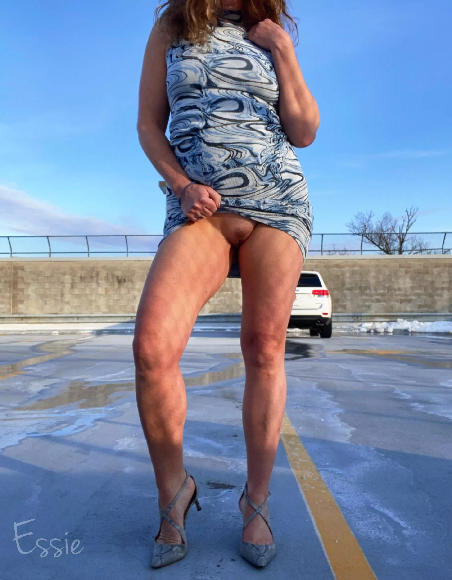 Ignore the piles of snow behind me. Happy Spring, dammit! 🌸💐