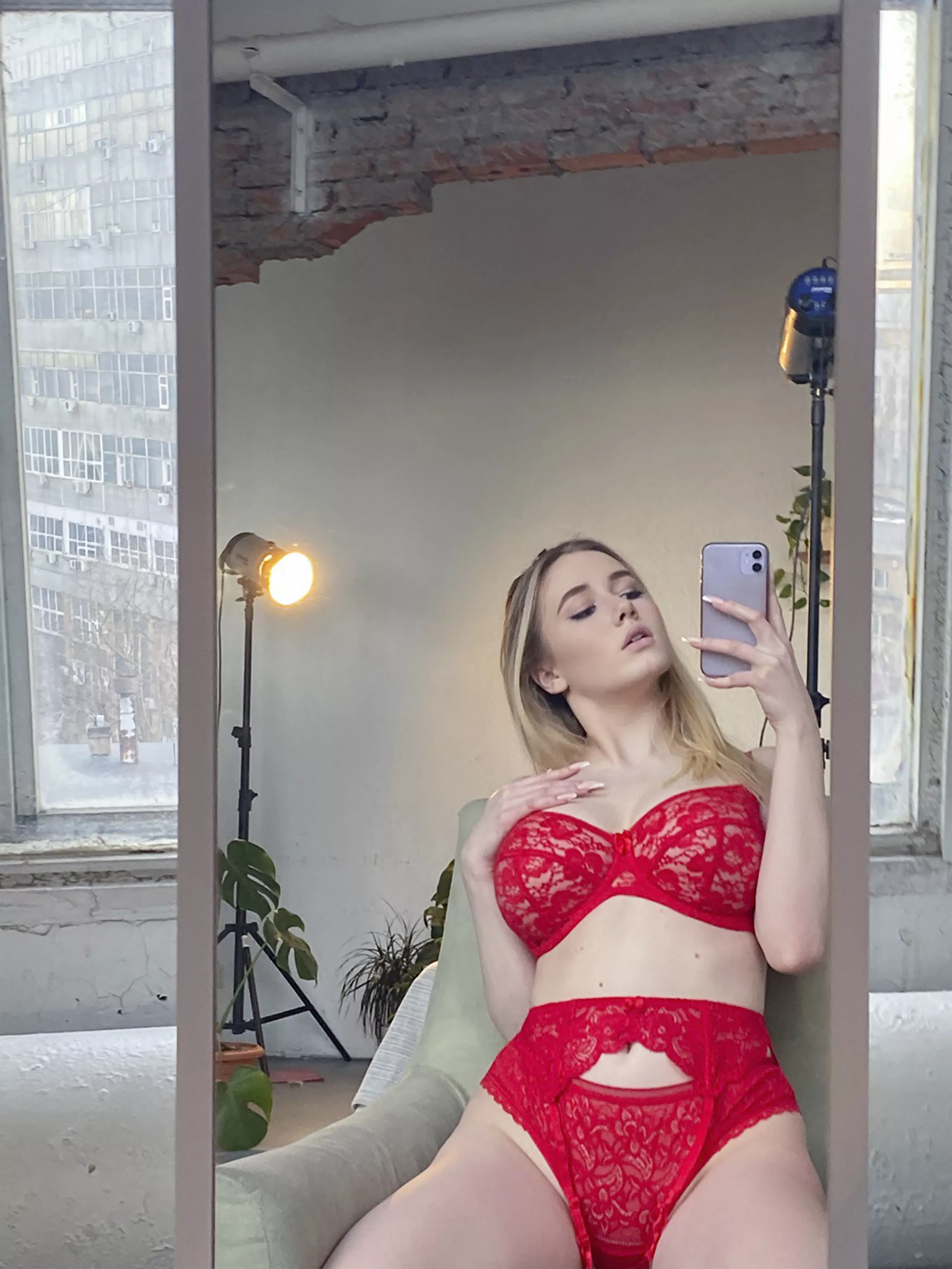 I'll be your obedient little whore😈😍