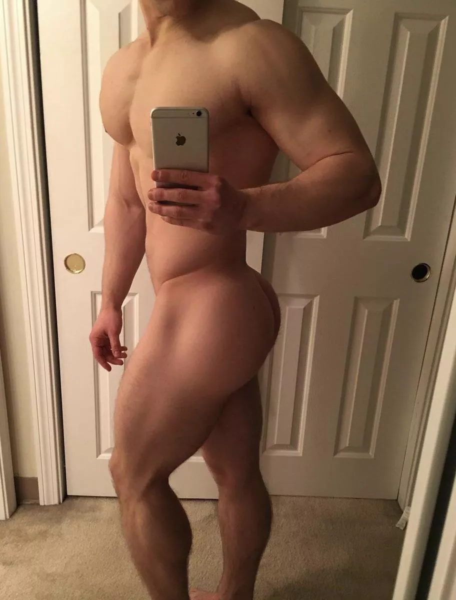 I’m 25 and I’m still a virgin. I’m only 5’7” tall but I try and work out to compensate for it. Opinions? 👀