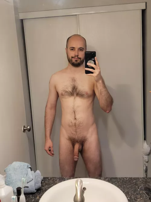 im 32 no longer a twink not quite a daddy. Am I still hot?