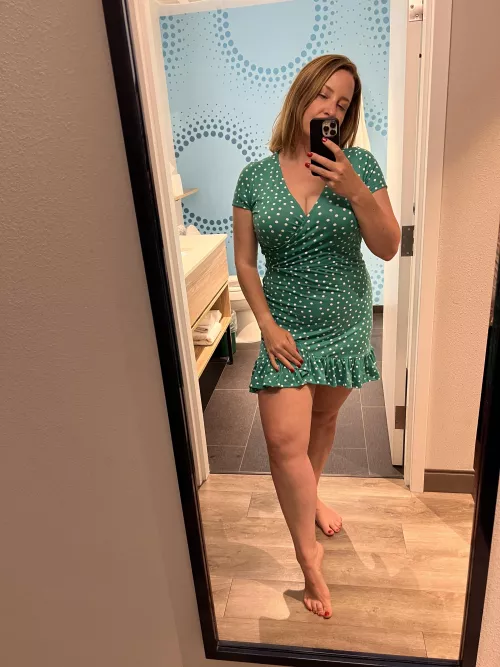 I'm a hotwife and I'm waiting for my bull