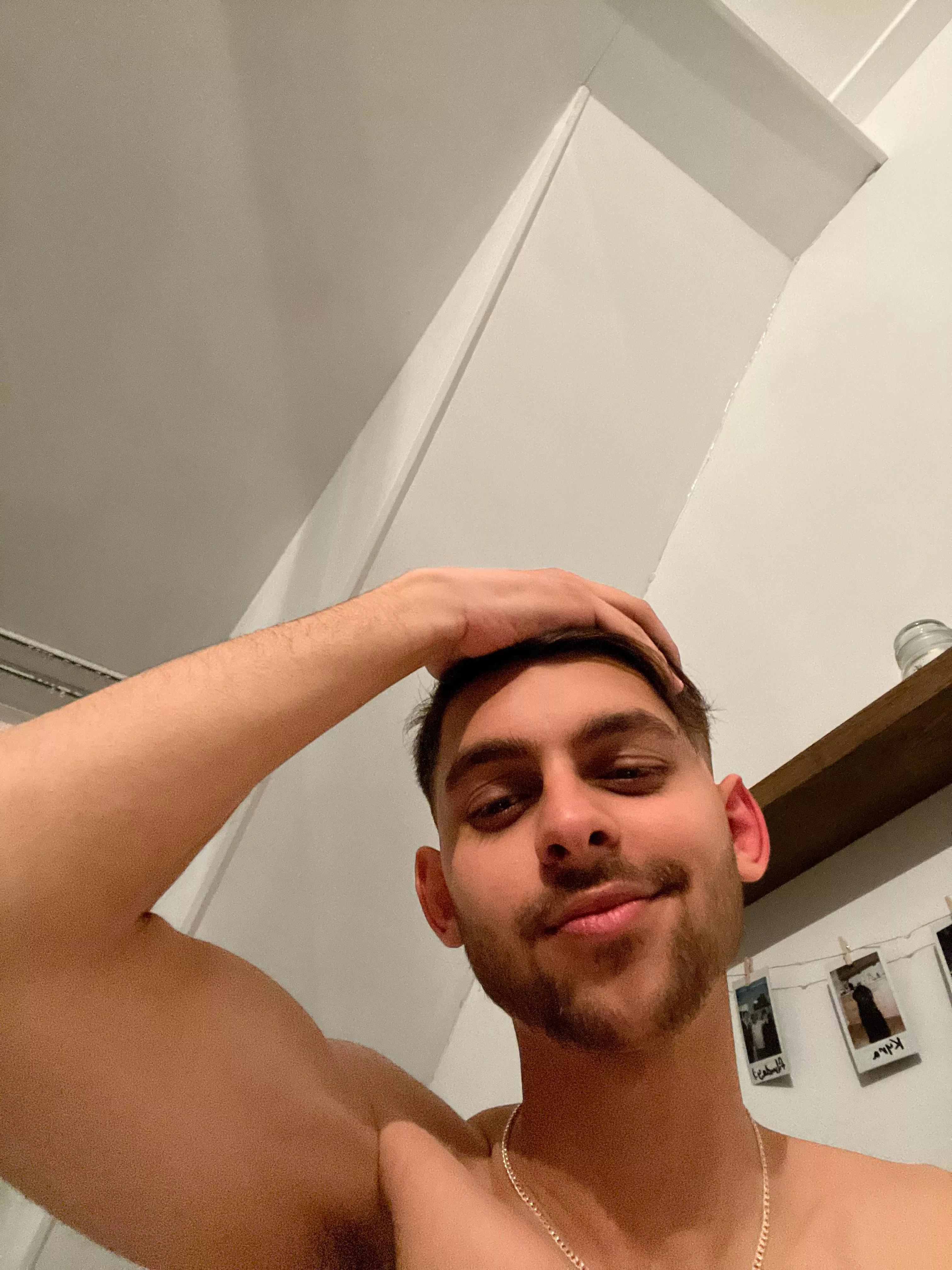 I’m bored 😮‍💨😮‍💨 DMs are open! ☺️