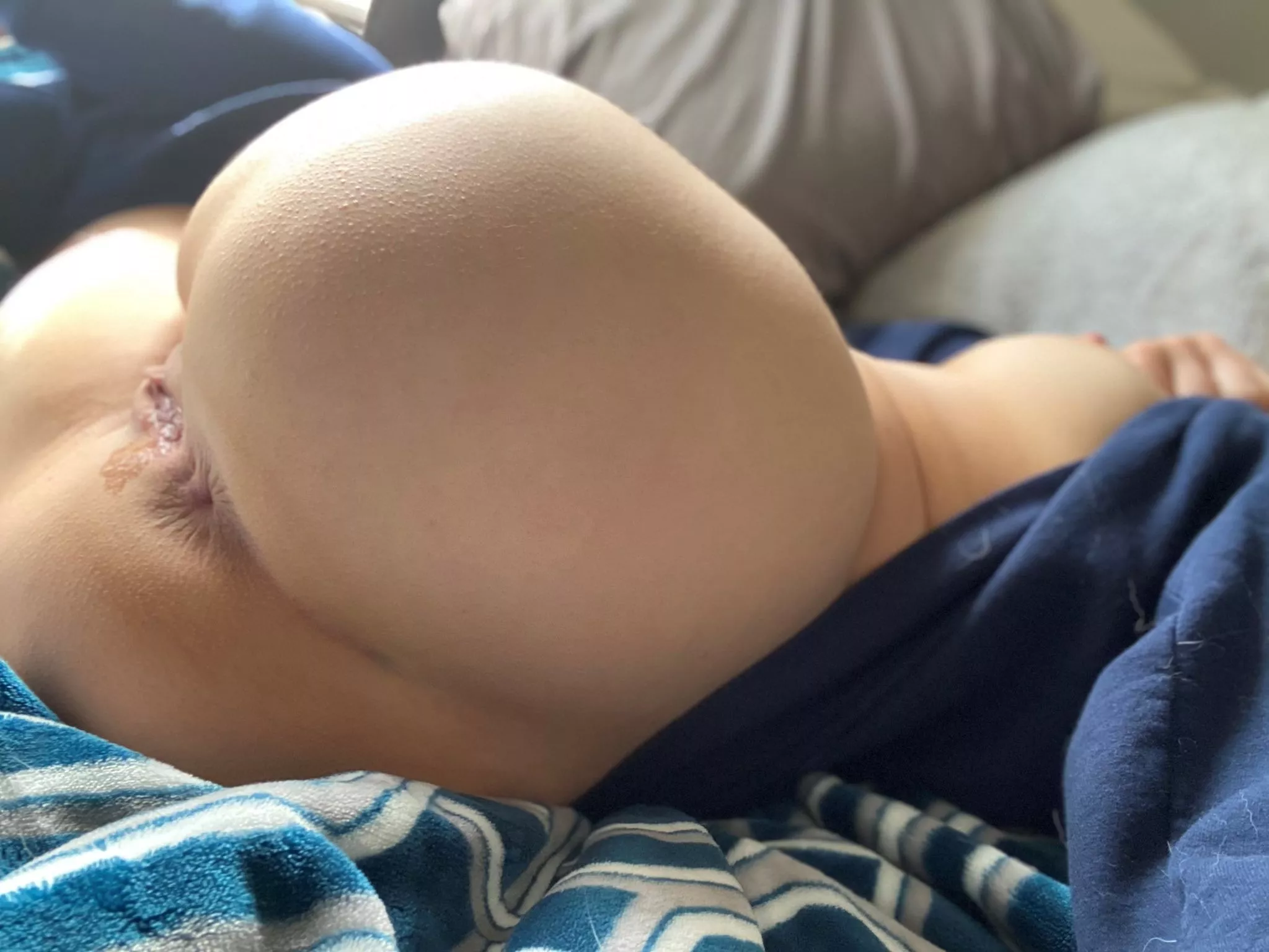 I’m curious to see how many guys would actually eat my ass😅