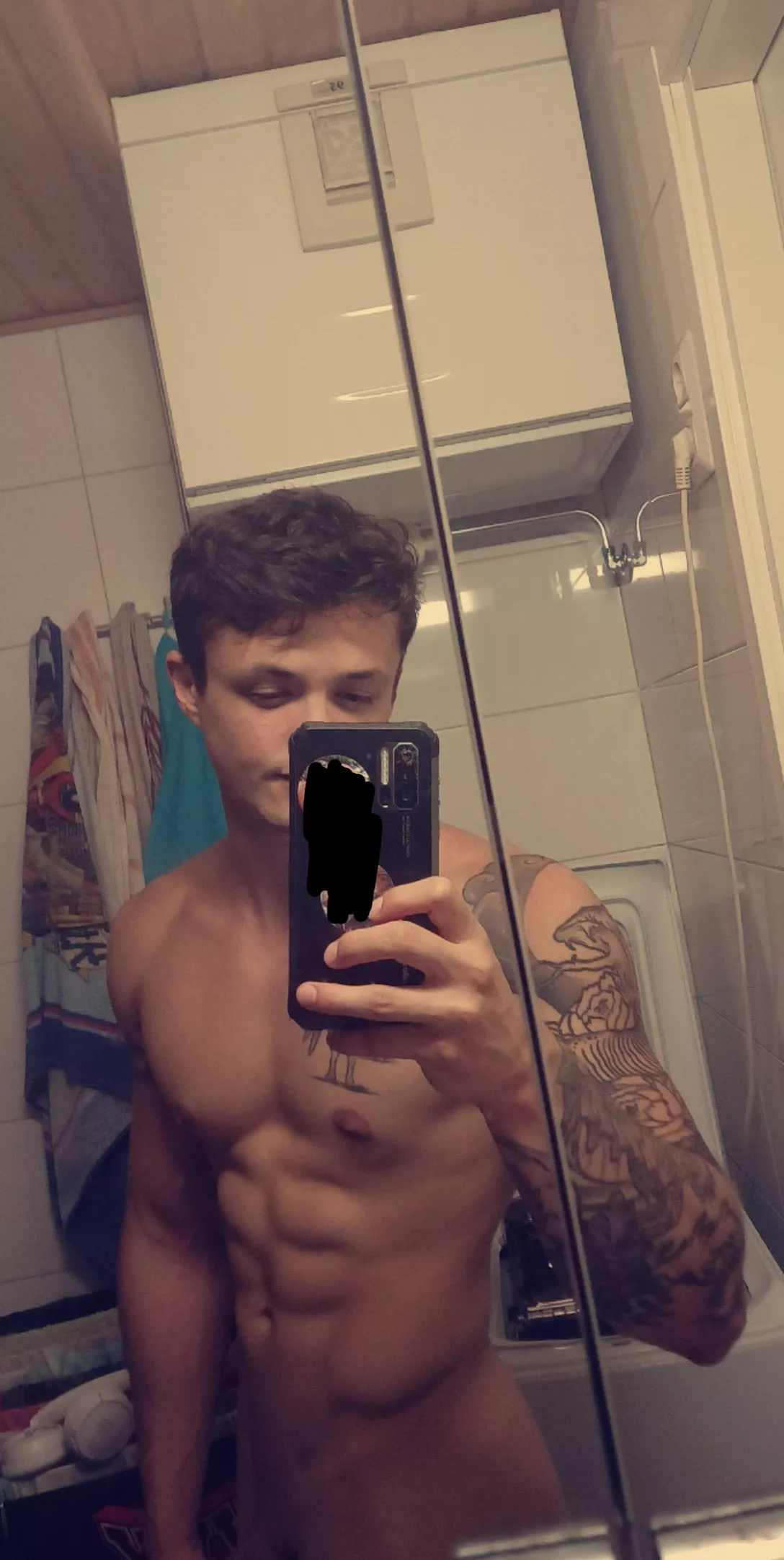 I'm feeling goood today! Hope you all have a wonderful day 🥰