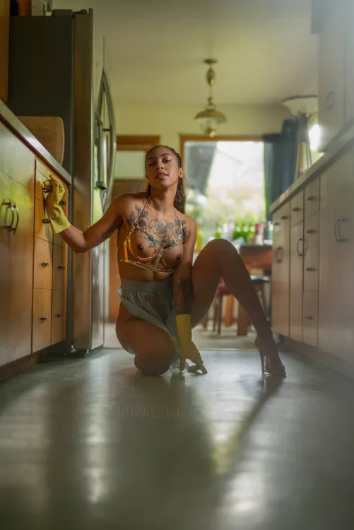 I'm getting the floors clean so we can get them dirty again 💕✨