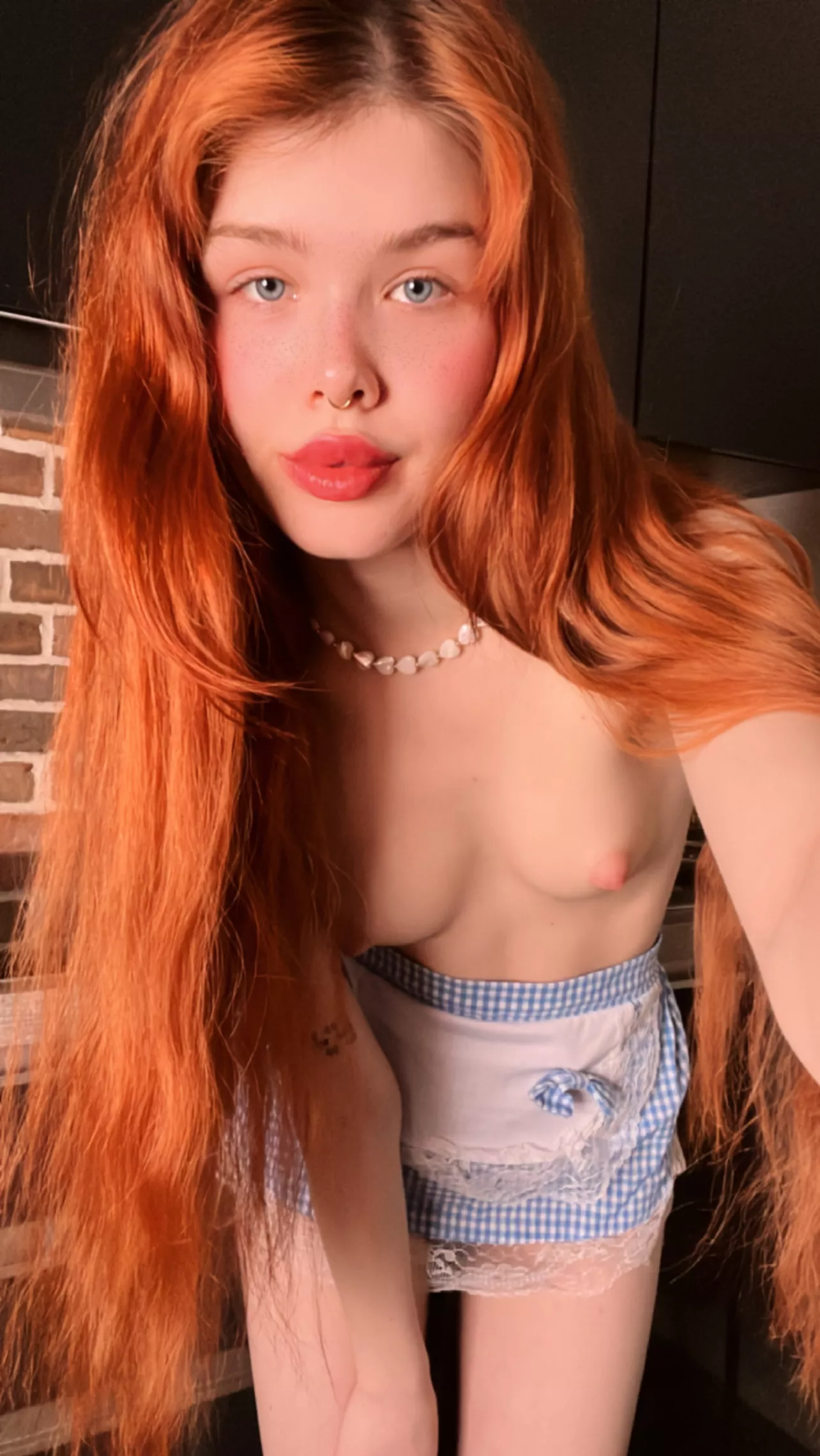 I'm looking for someone to eat me out...