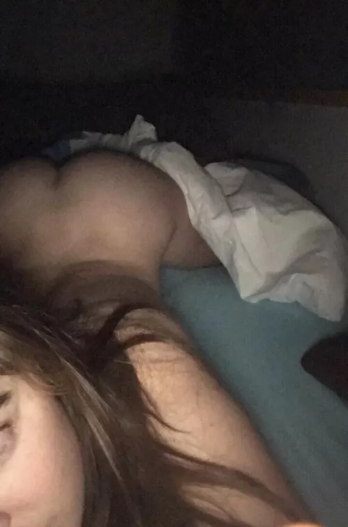 Iām new to reddit. Any advice is welcome xxx