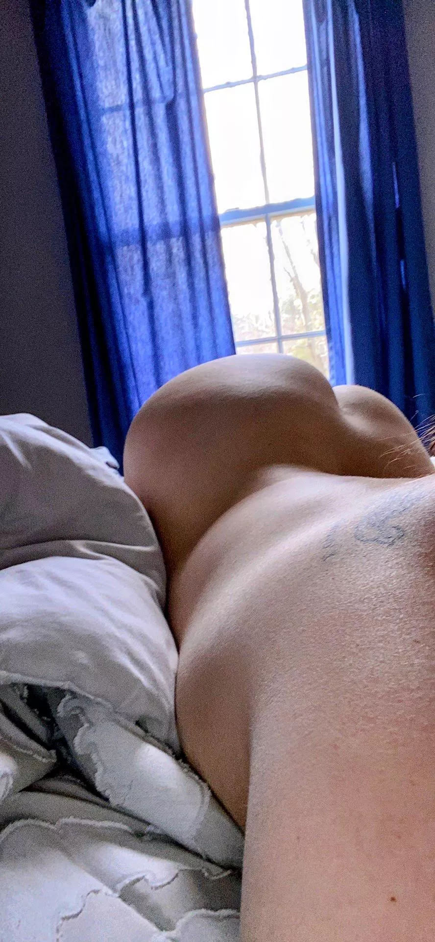 I’m not a milf yet but you can make me one for Mother’s Day 😛