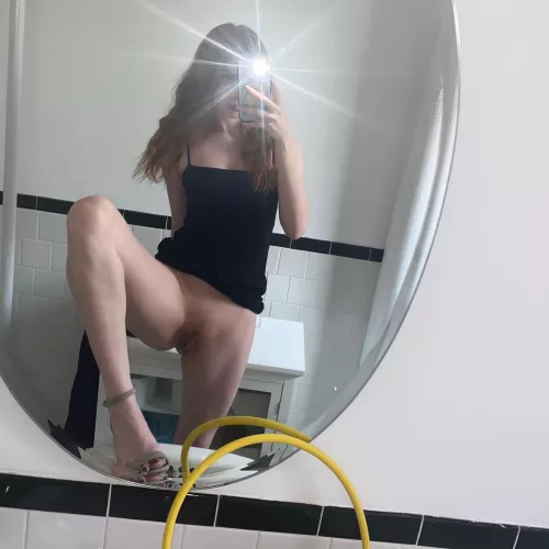 I’m not wearing any panties under my dress (;