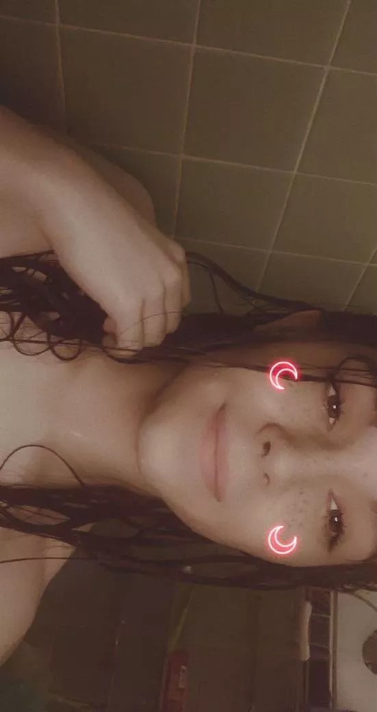 i’m shy 🥺👉🏻👈🏻