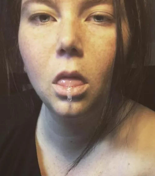 I’m so thirsty I’m drooling. [Selling] Amateur Videos & Sexting Sessions. Let me show you how a good little slut should behave.