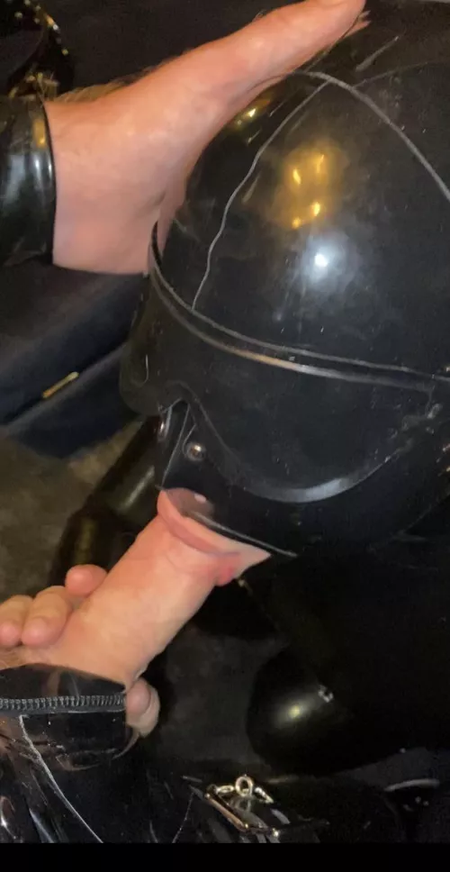 I’m unsure if pics like these are allowed in this group… Let me know I should delete it?