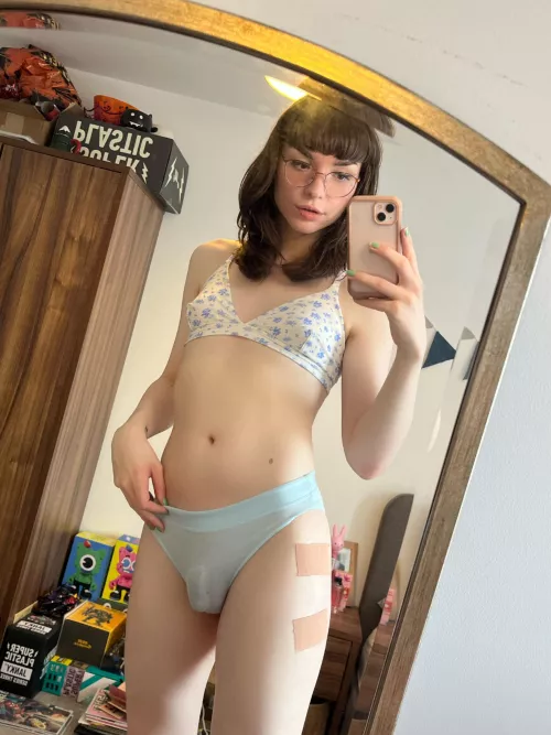 I’m your girlfriend now, ok? 😌💖