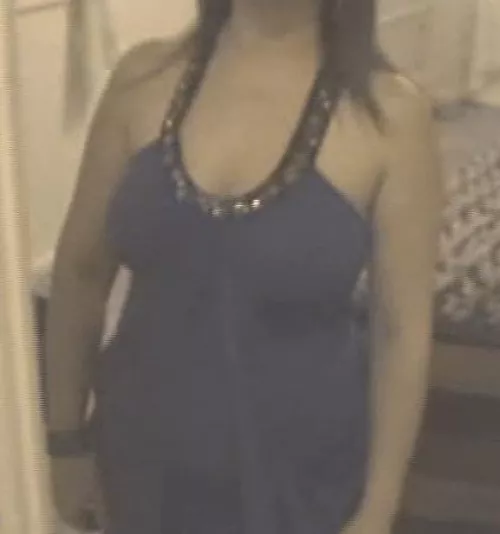 [image] Who wants pics of this pussy? Kik lucky432123