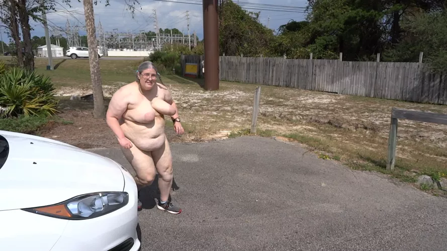 In full swing as I jog around the car 🚗