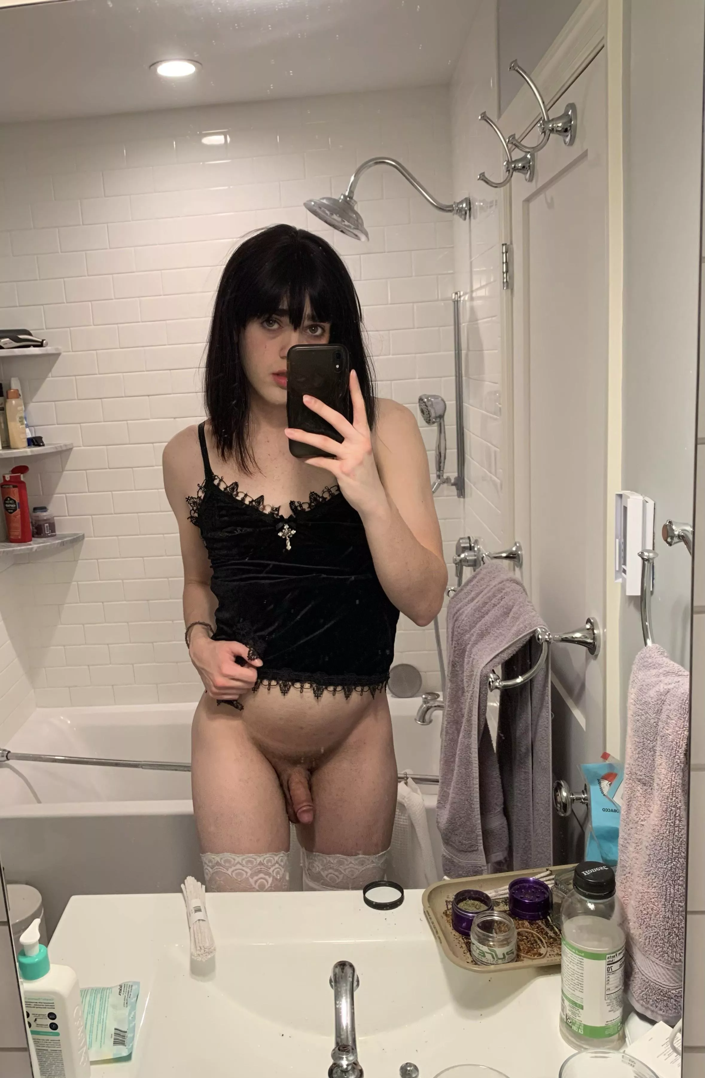 In need of a wild cock 🤤