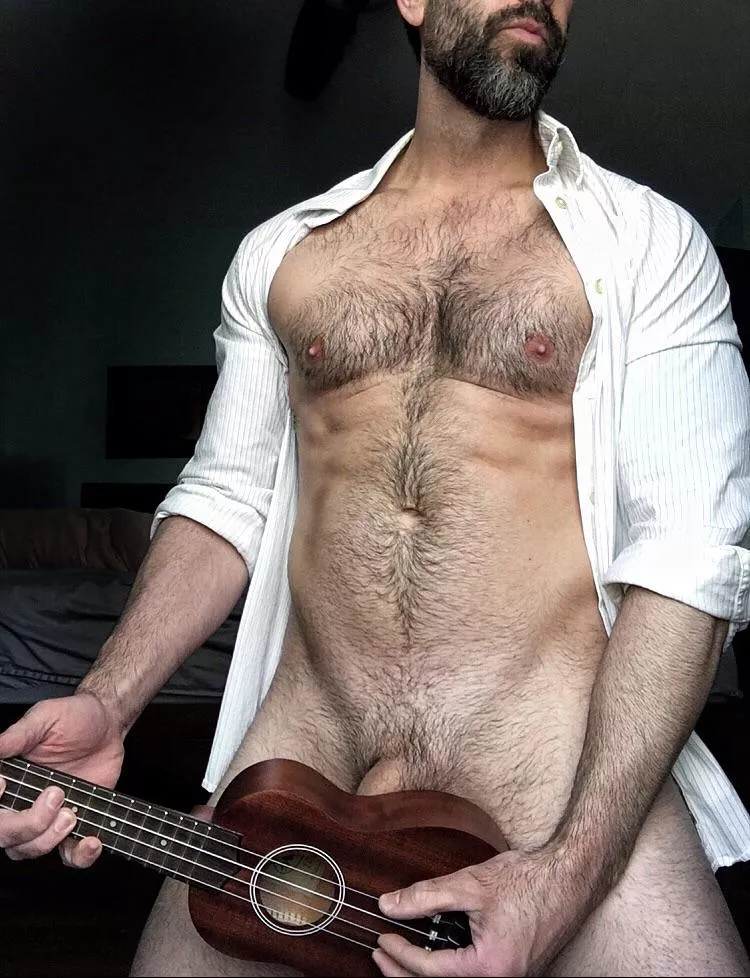 In-bedroom concerts available. I’m ready to tour (you)