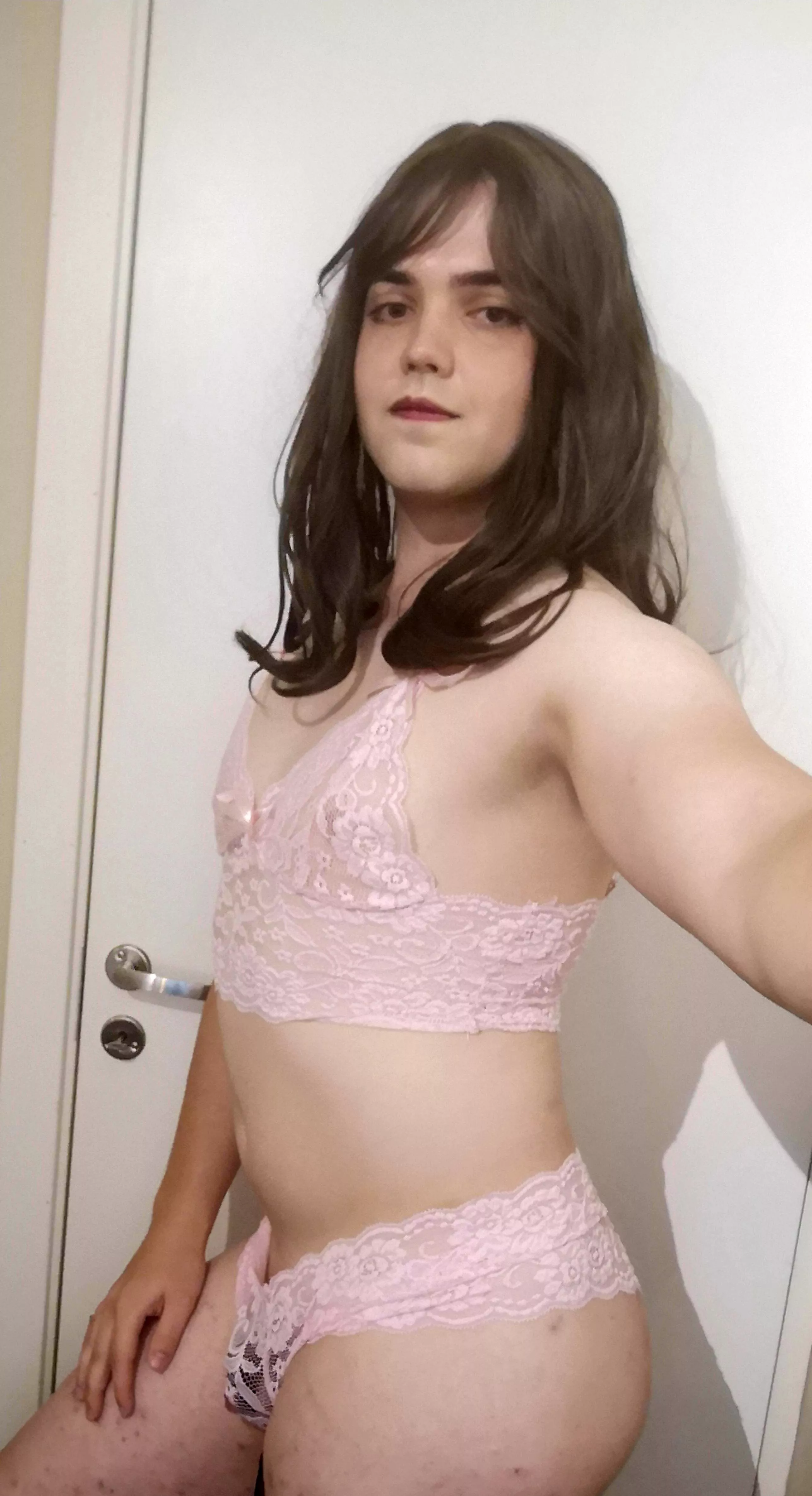 is there any good way to committ to being a sissy even tho i so often purge? any good communities or things to help me accept that this need to be my new life?