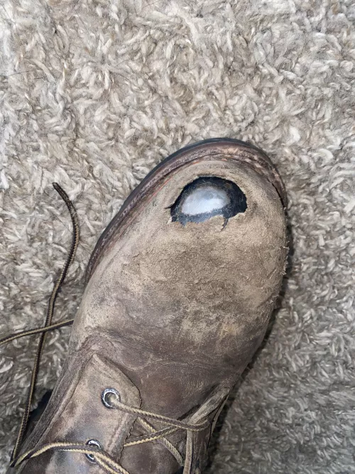 Is this fixable? Perfectly good boots I just don’t like how the steel shows. They are red wings
