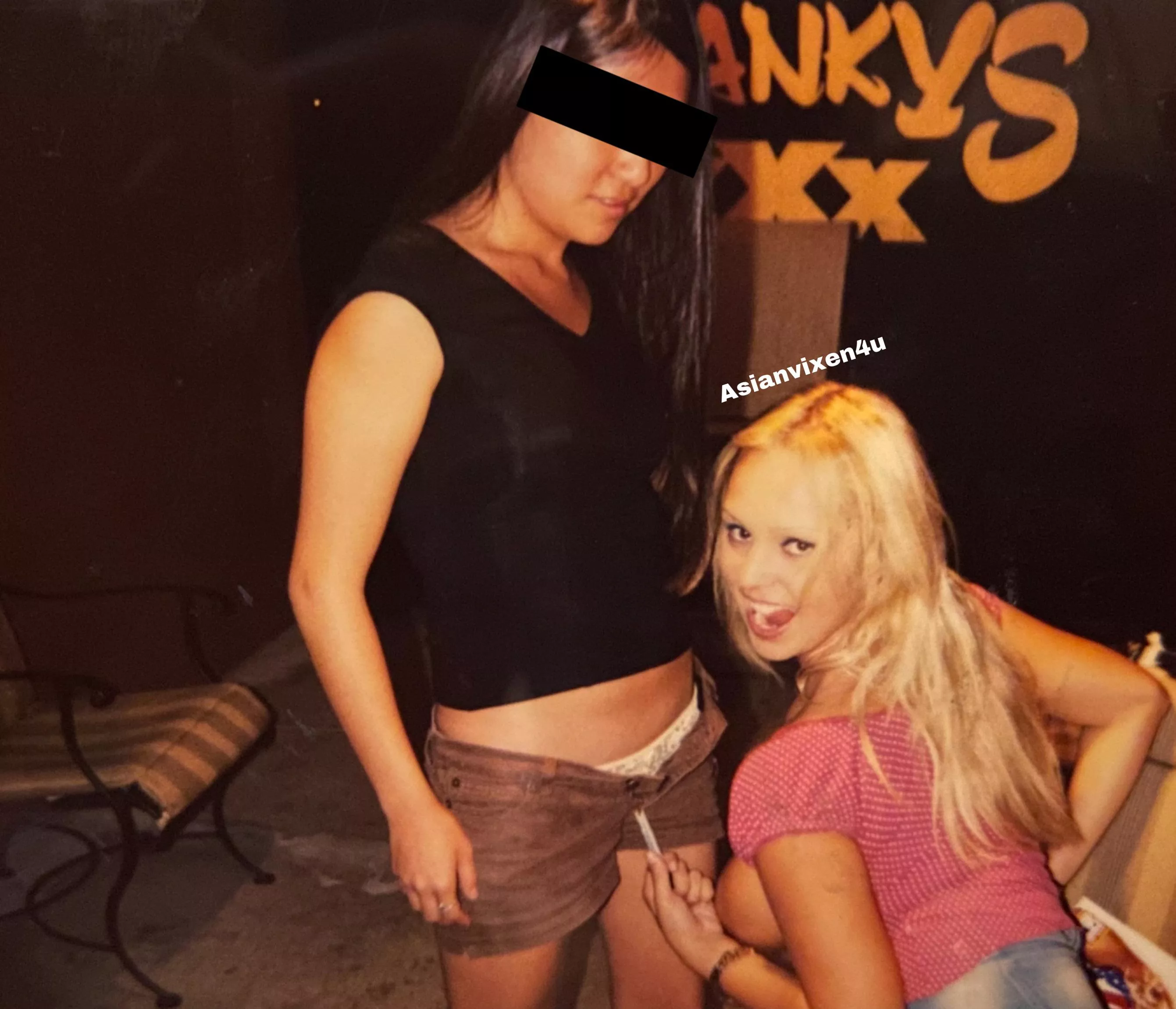 It was the early 2000s, and I got to meet lesbian porn star Mary Carey, back when she was running in CA’s gubernatorial election. She saw me and unzipped my pants and stuck a pen in my crotch