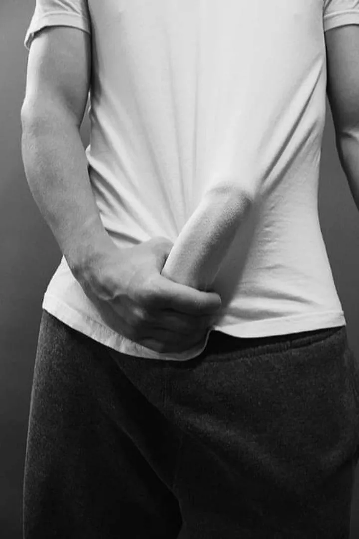 it won't suck itself