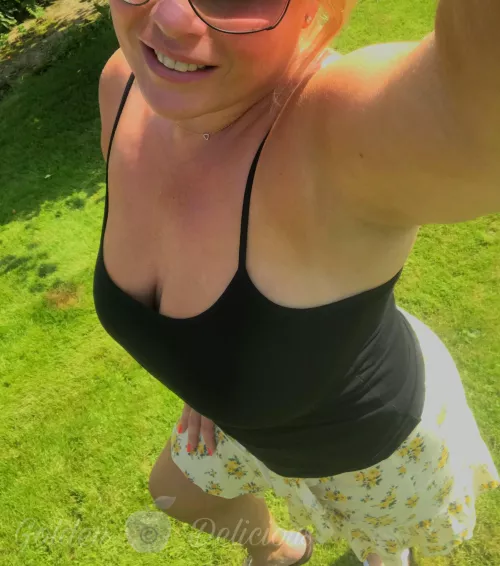 It's a no underwear kind of day 🍏