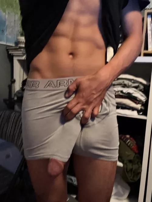 It’s almost to my knee 😫