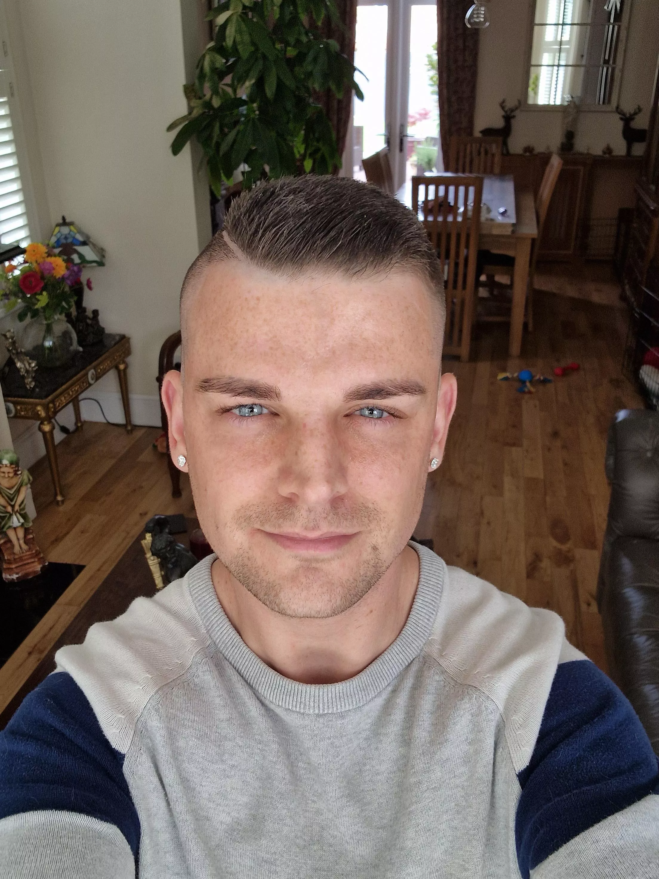 It's amazing that a haircut can make you go from a 4 to 6/10π It's amazing that a haircut can make you go from a 4 to 6/10π