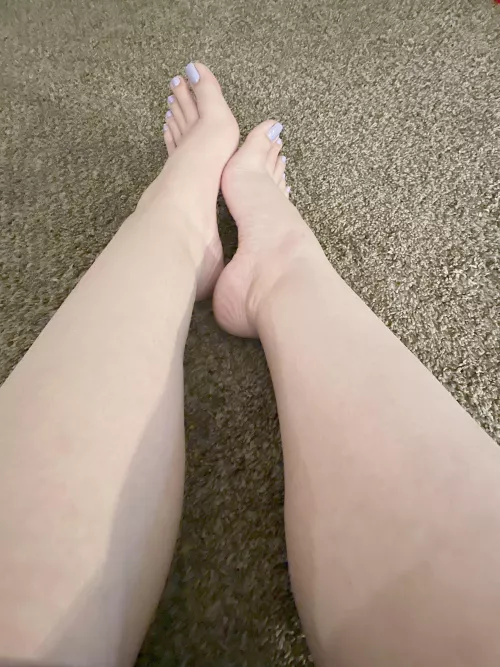 It’s been a long day, rub my feet for me?✨