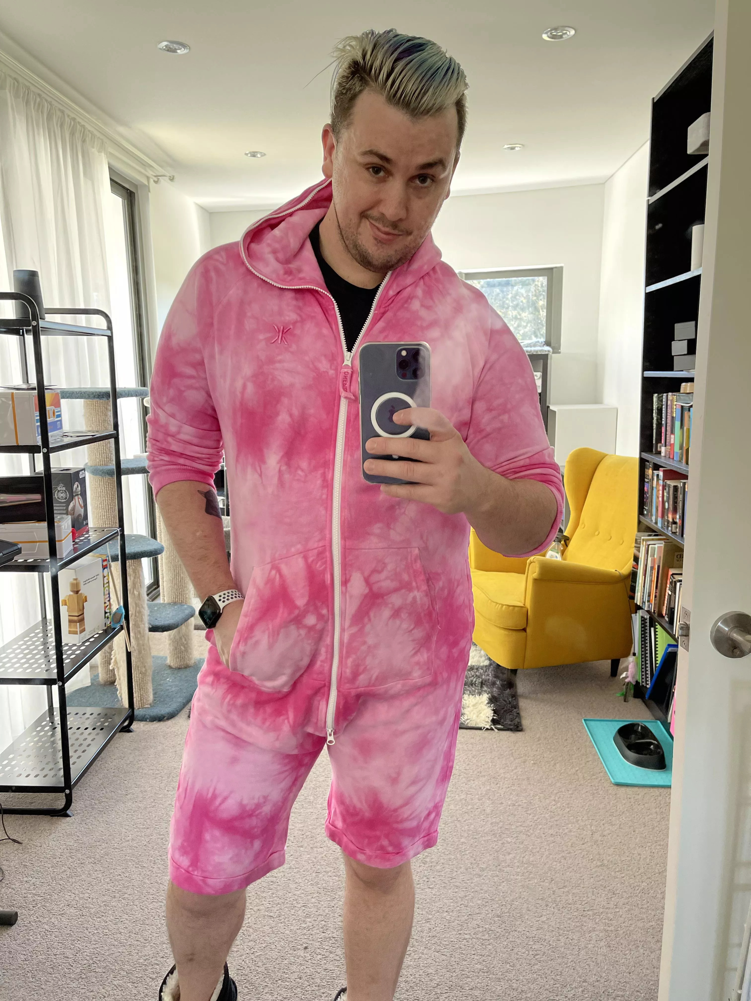 It’s cold and wet in Sydney today, but that’s perfect weather for onesies and PlayStation It’s cold and wet in Sydney today, but that’s perfect weather for onesies and PlayStation