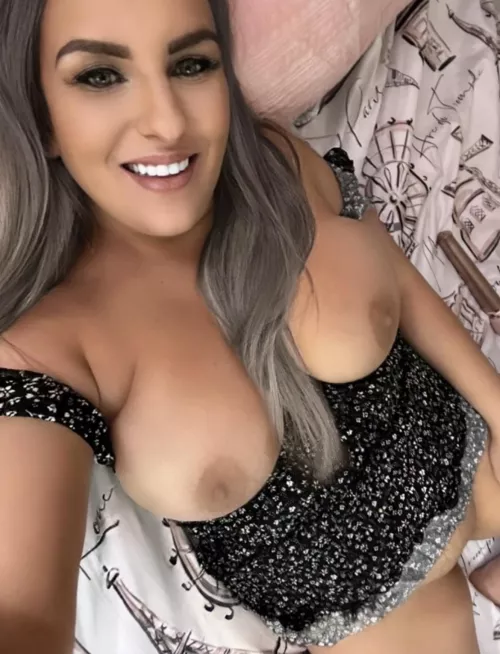 Itβs fuck a milf Monday, letβs get started. $3 link in comments