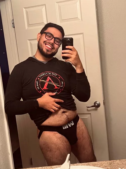 It’s my cake day! 10 years in here now, so a present from the cake-day cub 😏