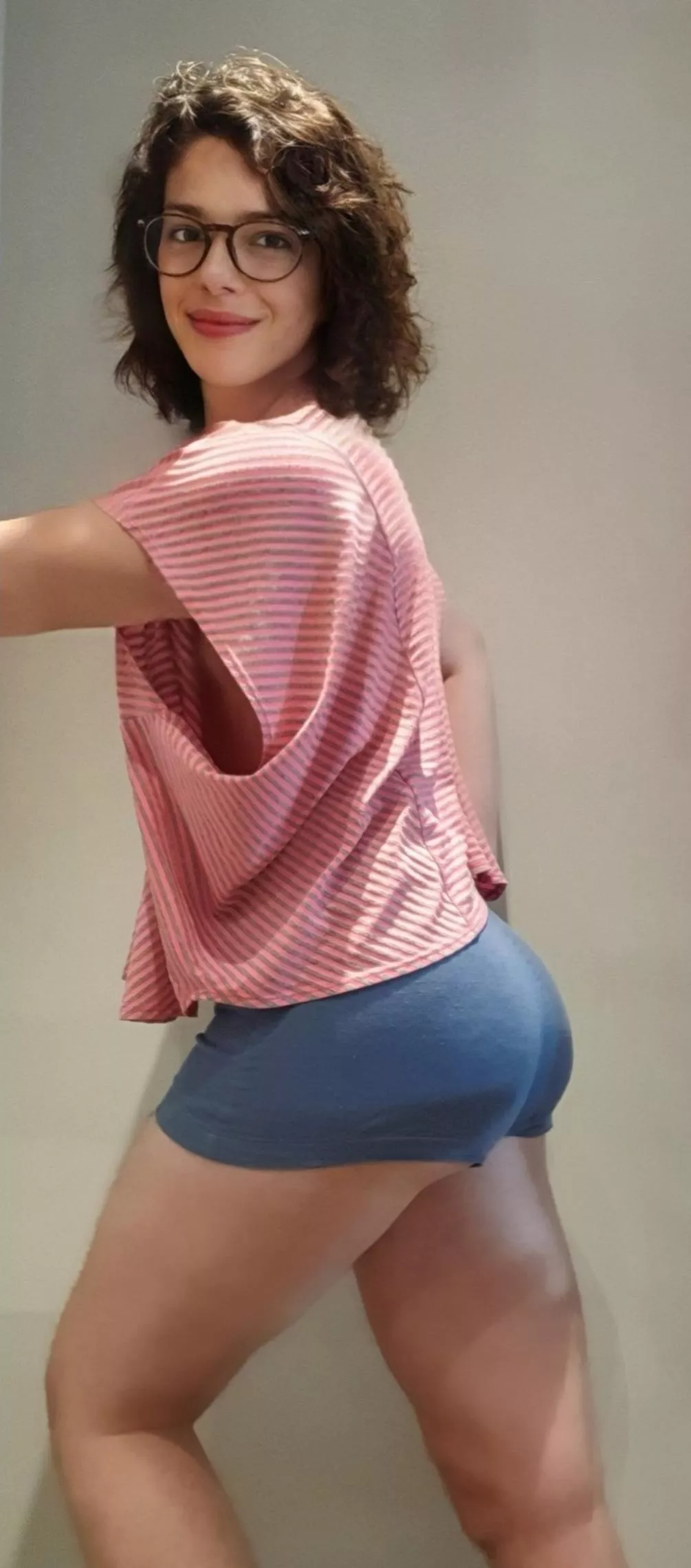 it's so hard to hide it on this shorts ... 😁