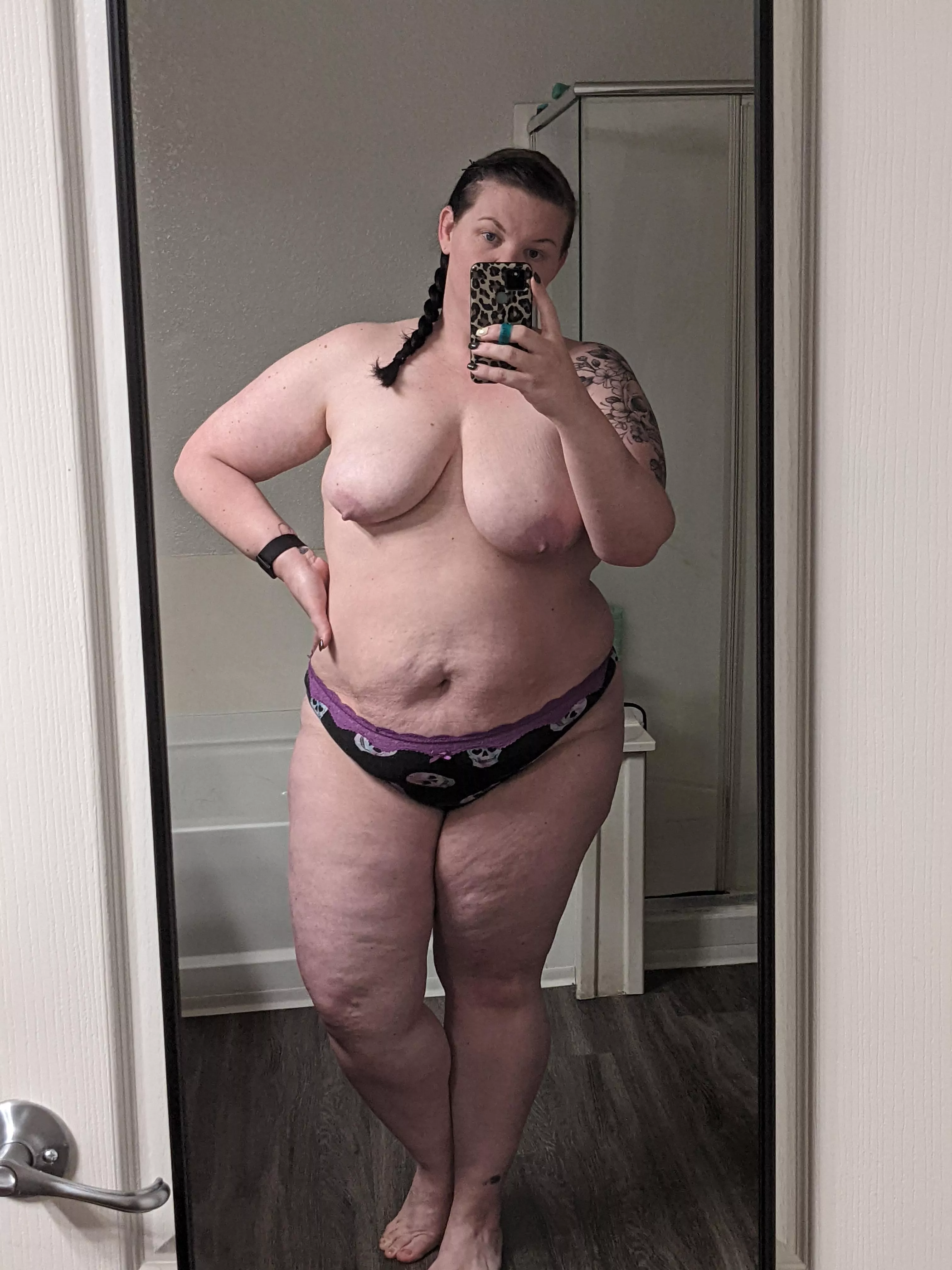 It's tittie Tuesday somewhere already 😉