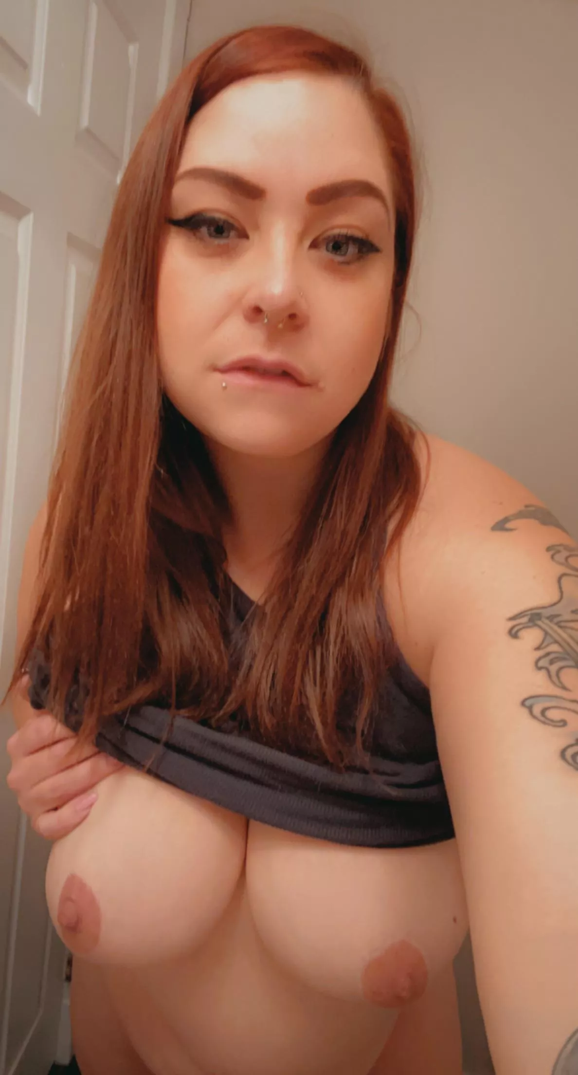 Iv been trying to be a good girl all day but your sure making it hard for me