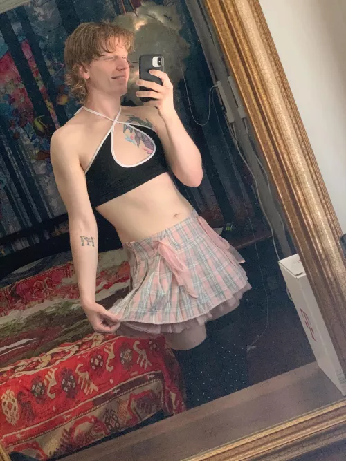I've been secretly crossdressing since 13yo, at 23 I think I'm finally ready to come out as trans 🖤 this is my first time ever showing the world ✨